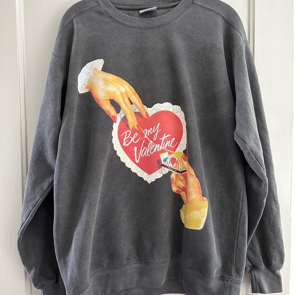 Kristin Jones 2024 ‘Be My Valentine’ Limited Edition Sweatshirt - Picture 2 of 6